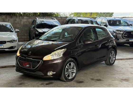 PEUGEOT 208 1.6 GRIFFE 16V FLEX 4P AUTOMÁTICO PEUGEOT 208 1.6 GRIFFE 16V FLEX 4P AUTOMÁTICO